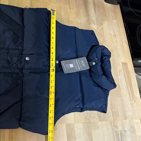 NWT Men’s Lands End 600 Down Puffer Vest - Picture 10 of 10